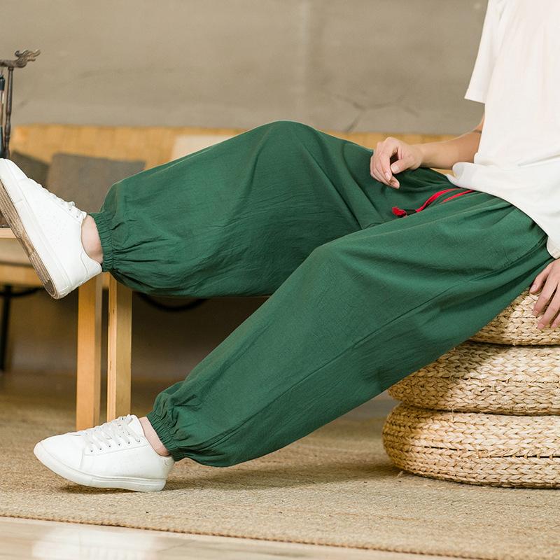Spring and Summer Chinese Style Men s Breathable Cotton and Linen Casual Drawstring Harlan Pants Bloomers XL темно-зелений колір
Spring and Summer Chinese Style Men s Breathable Cotton and Linen Casual Drawstring Harlan Pants Bloomers XL темно-зелений колір