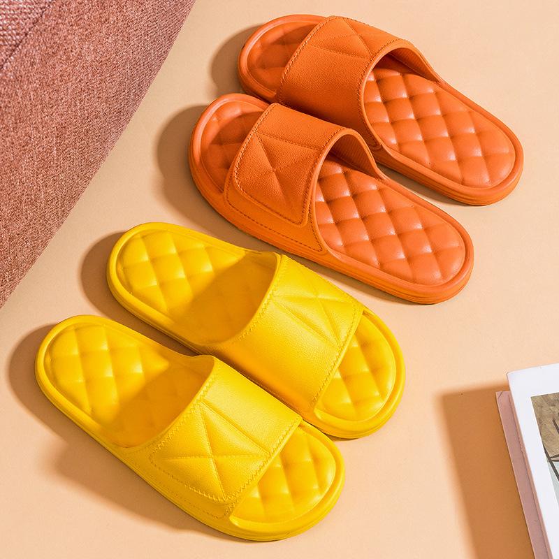 Ladies New Slippers Summer Seasons Slippers Outdoor Home Couple Slippers Increased Indoor and Outdoor Slippers
Ladies New Slippers Summer Seasons Slippers Outdoor Home Couple Slippers Increased Indoor and Outdoor Slippers
