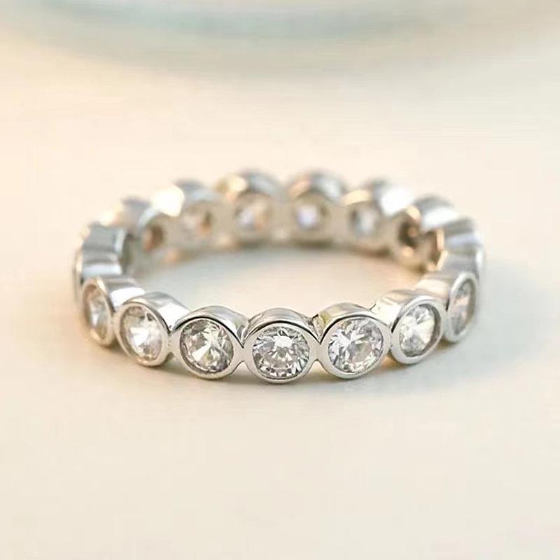 2023 Hui Zhi Yi 925 Silver Zircon Full Diamond Ring - European & American Fashion Size 5
2023 Hui Zhi Yi 925 Silver Zircon Full Diamond Ring - European & American Fashion Size 5