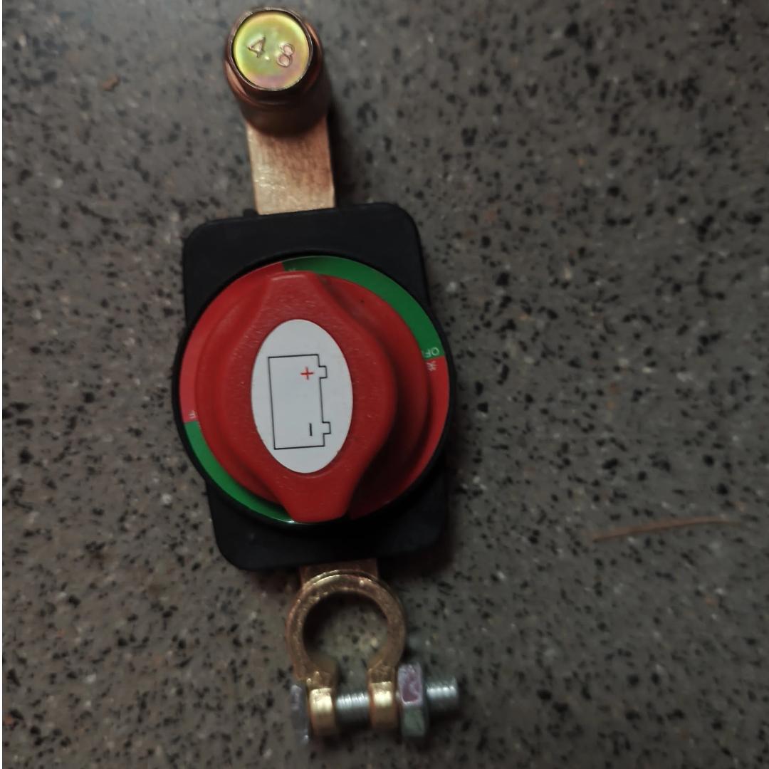 1Pcs Universal Auto Parts 12V-24V Car Battery Disconnect Switch Manual Circuit Breaker Anti-Power Off Leakage Protector
1Pcs Universal Auto Parts 12V-24V Car Battery Disconnect Switch Manual Circuit Breaker Anti-Power Off Leakage Protector