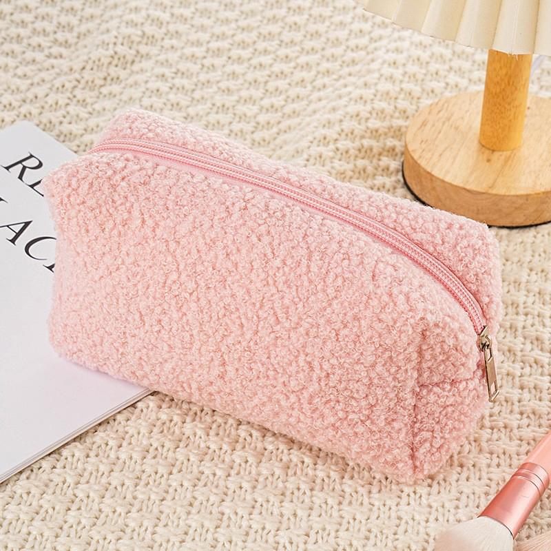 2026 Cute Zipper Plush Large Solid Color Cosmetic Bag Makeup Bag For Women Travel Make Up Toiletry Bag Washing Pouch Pen Pouch рожевий
2026 Cute Zipper Plush Large Solid Color Cosmetic Bag Makeup Bag For Women Travel Make Up Toiletry Bag Washing Pouch Pen Pouch рожевий
