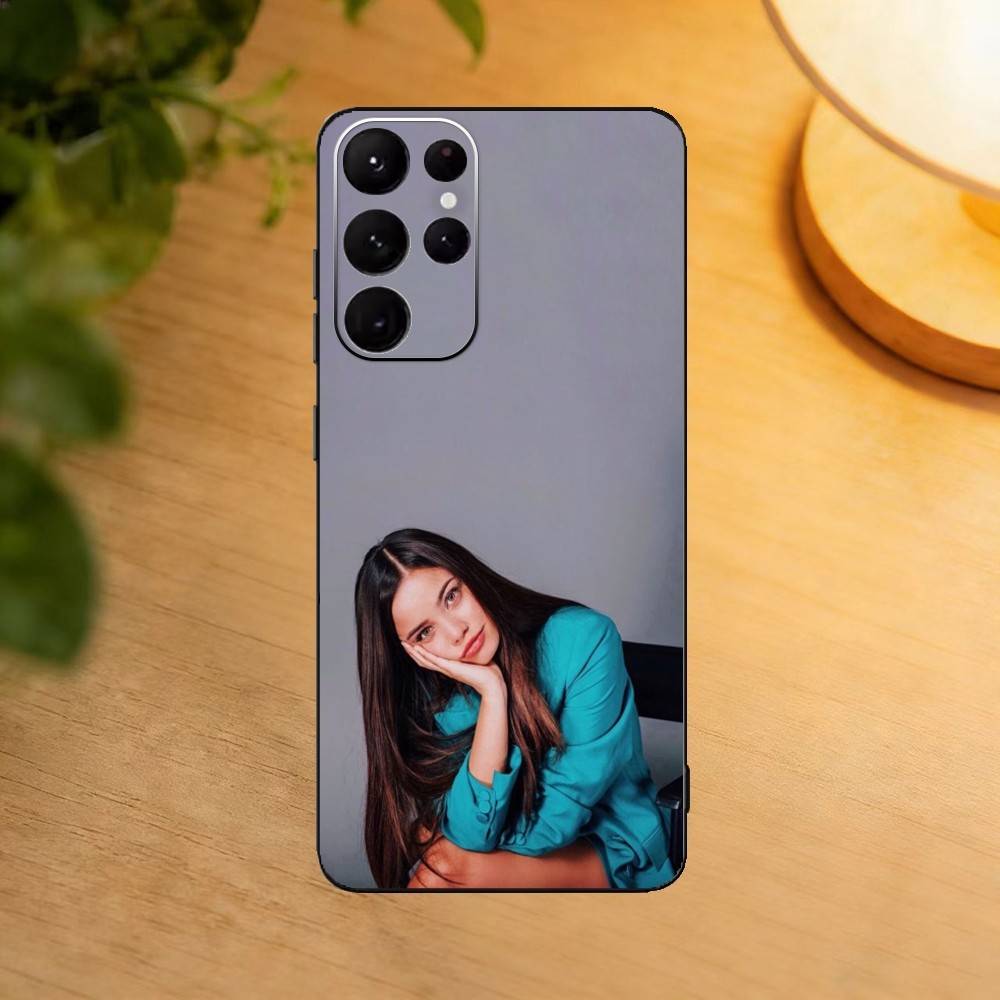 Emilia Mernes Pretty phone Case For Samsung S25,24,21,22,23,30,Ultra,20,Plus,Fe,Lite,Note Soft Black Cover Samsung S23ULTRA5G
Emilia Mernes Pretty phone Case For Samsung S25,24,21,22,23,30,Ultra,20,Plus,Fe,Lite,Note Soft Black Cover Samsung S23ULTRA5G