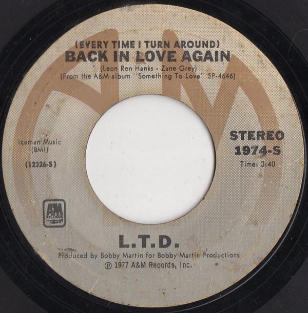 7inch Record L.T.D. - (Every Time I Turn Around) Back In 1974S A&M Records 1977 US Soul/Funk Used
7inch Record L.T.D. - (Every Time I Turn Around) Back In 1974S A&M Records 1977 US Soul/Funk Used