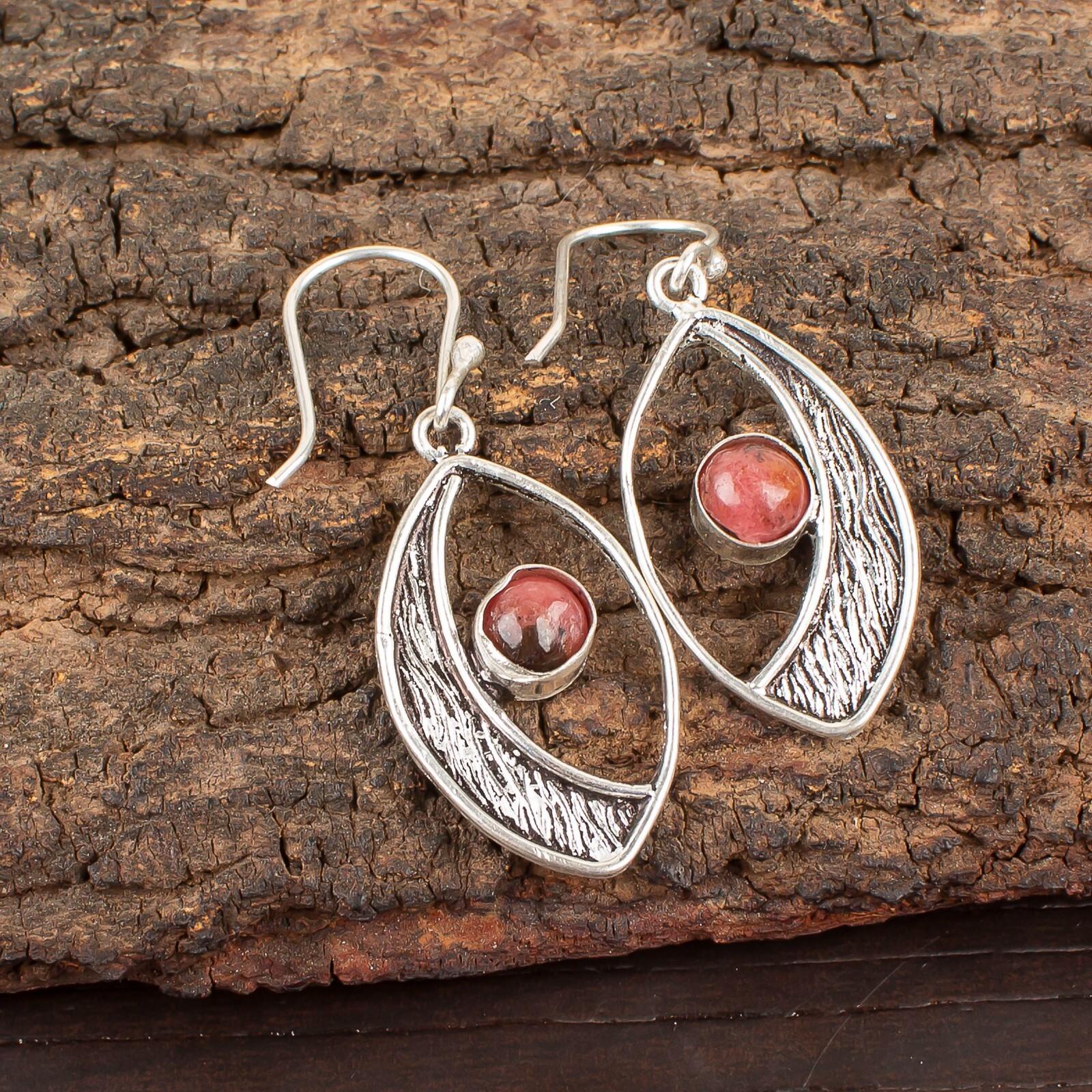 Black Rhodonite Gemstone 925 Sterling Silver Jewelry Handcrafted Earrings 1.60 EE-61-25
Black Rhodonite Gemstone 925 Sterling Silver Jewelry Handcrafted Earrings 1.60 EE-61-25