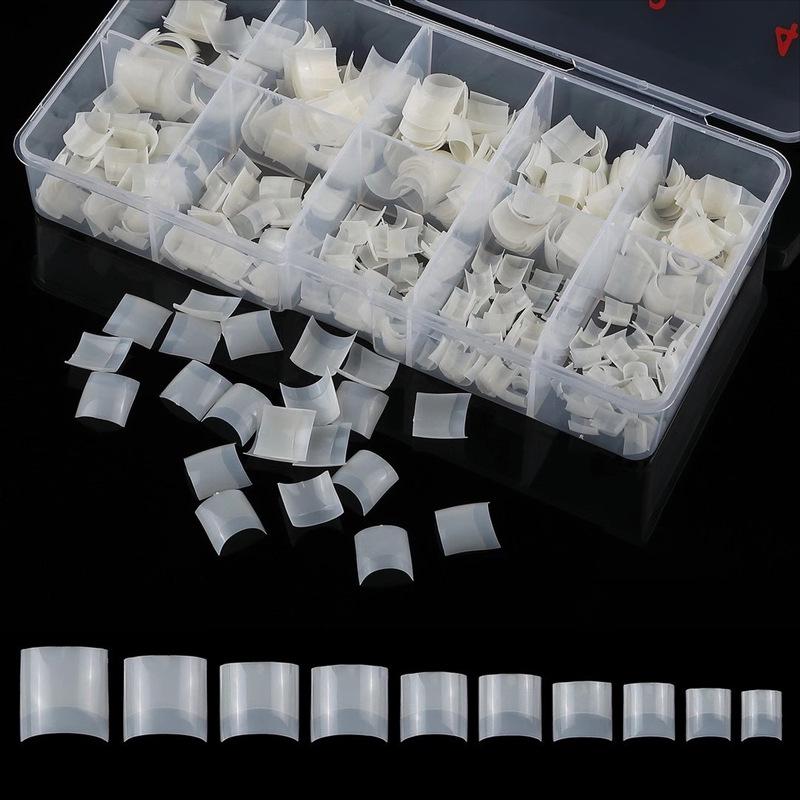 Коробка на 500 штук: Натуральные и прозрачные короткие французские типсы-половинки
Коробка на 500 штук: Натуральные и прозрачные короткие французские типсы-половинки