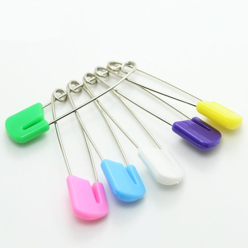 Colorful Safety Pins: 4cm & 5.5cm - Cartoon Plastic & Steel Wire Small 4cm
Colorful Safety Pins: 4cm & 5.5cm - Cartoon Plastic & Steel Wire Small 4cm