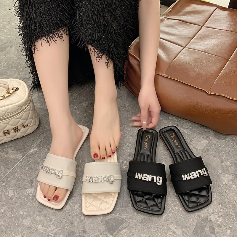 2024 Summer New Flip-flops, Wear Stylish Slippers, Suitable for Home and Out of The Flip-flops, Soft and Comfortable Slippers, 35 бежевий
2024 Summer New Flip-flops, Wear Stylish Slippers, Suitable for Home and Out of The Flip-flops, Soft and Comfortable Slippers, 35 бежевий