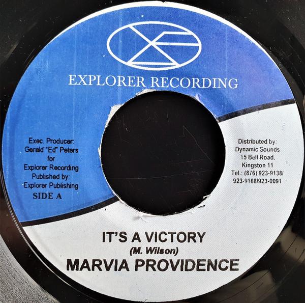 7inch Record MARVIA PROVIDENCE - It s A Victory / It s Raining NONE Explorer Record Jamaica Reggae, Ska & Dub Used
7inch Record MARVIA PROVIDENCE - It s A Victory / It s Raining NONE Explorer Record Jamaica Reggae, Ska & Dub Used