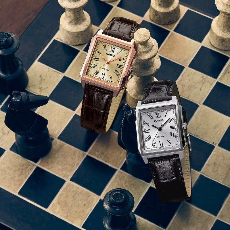CASIO STANDARD series 50 meters waterproof three-hand classic design Quartz leather strap same style for men and women gold dial MTP-B190RGL-9BV золотий
CASIO STANDARD series 50 meters waterproof three-hand classic design Quartz leather strap same style for men and women gold dial MTP-B190RGL-9BV золотий