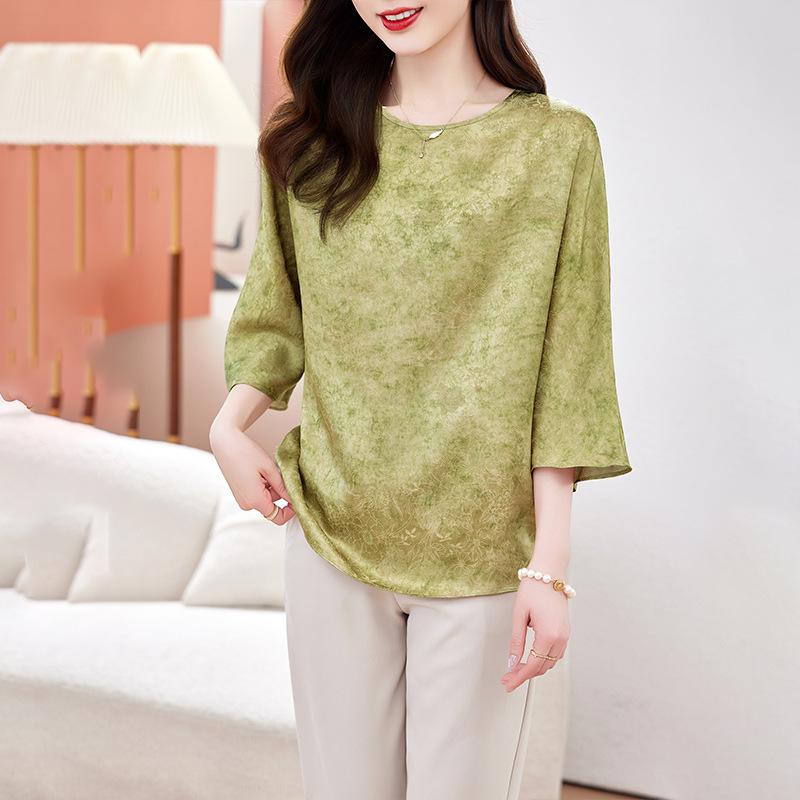 Silk shirt women s new fashion round neck retro mulberry silk jacquard middle sleeve top XXXL
Silk shirt women s new fashion round neck retro mulberry silk jacquard middle sleeve top XXXL