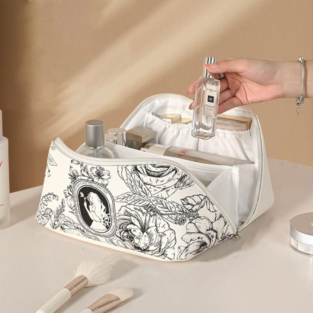 Square Retro Pillow Cosmetic Bag Large Capacity Storage Toiletry Bag Pu Makeup Pouch Bathroom коричневий
Square Retro Pillow Cosmetic Bag Large Capacity Storage Toiletry Bag Pu Makeup Pouch Bathroom коричневий