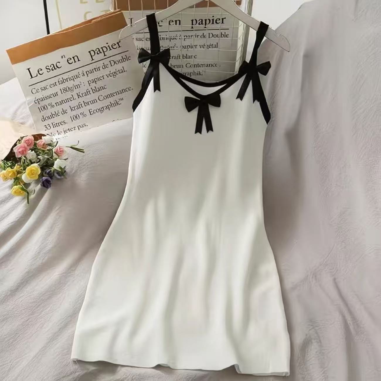 Spring and summer new Japanese sweet student slim pure desire suspender skirt thin color matching bow small fragrant dress M
Spring and summer new Japanese sweet student slim pure desire suspender skirt thin color matching bow small fragrant dress M