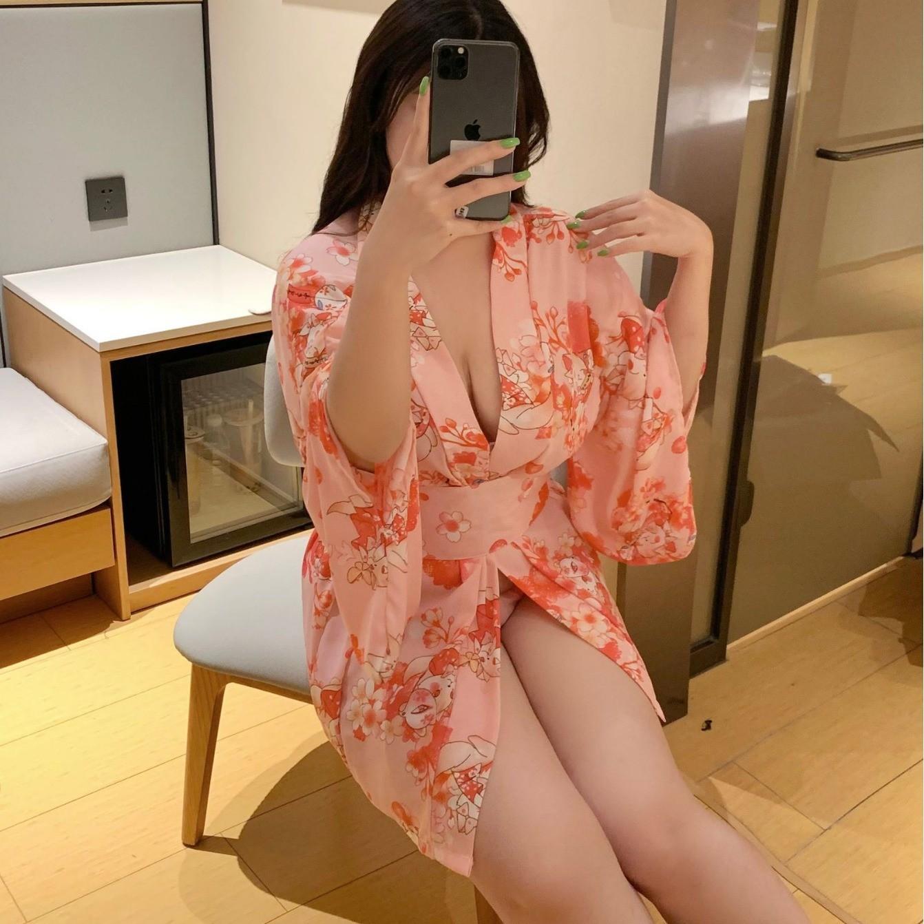 Large size sexy underwear kimono Japanese bathrobe cute bathrobe nightgown sexy pajamas women s summer nightdress M
Large size sexy underwear kimono Japanese bathrobe cute bathrobe nightgown sexy pajamas women s summer nightdress M