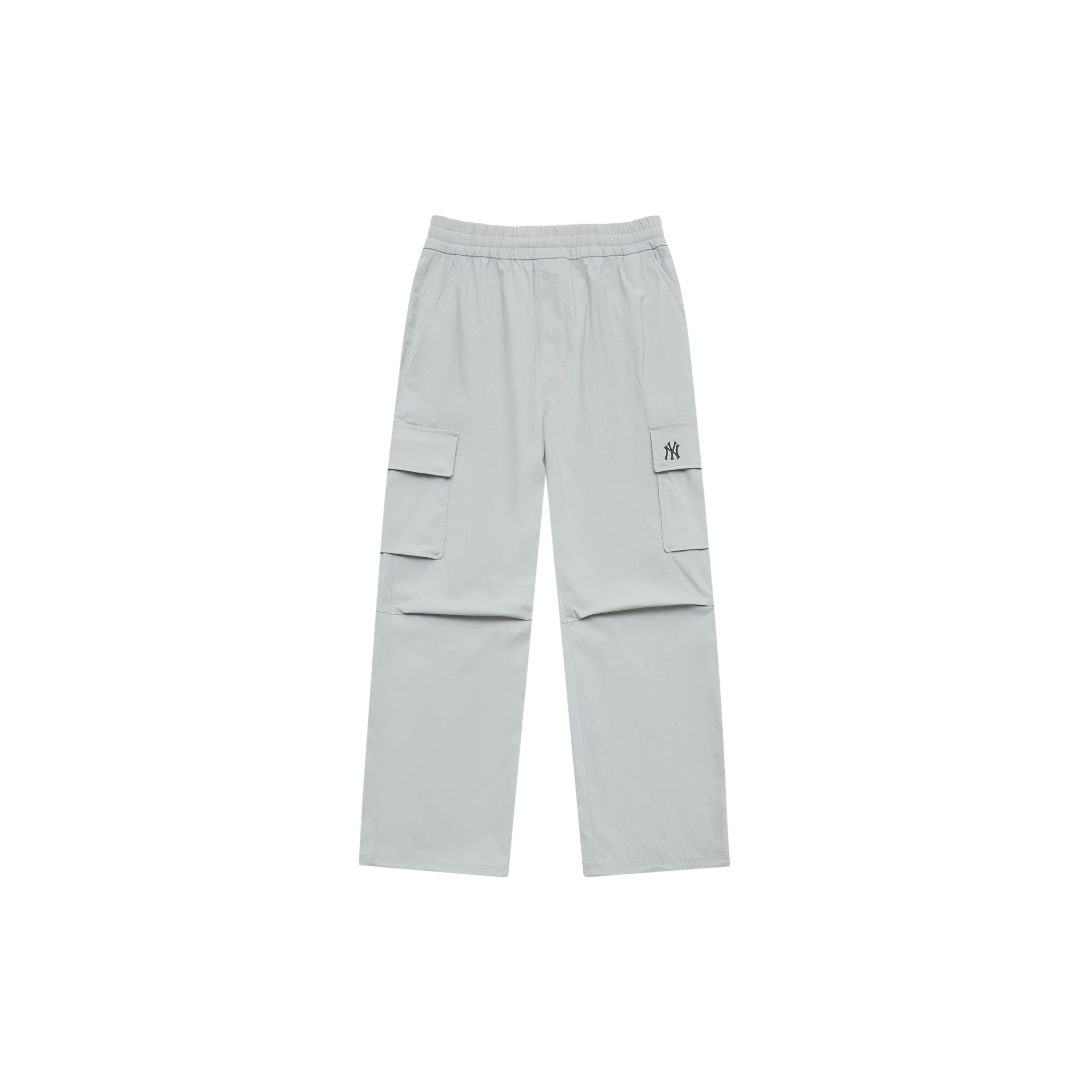 New MLB SS24 New York Yankees Cargo Pants Women s Light Gray 3FWPB0143-50GRL S
New MLB SS24 New York Yankees Cargo Pants Women s Light Gray 3FWPB0143-50GRL S