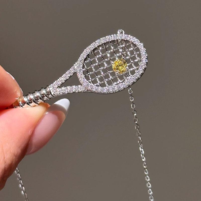 Теннисная ракетка Old Money Ветер Желтый Бриллиант Подвеска Цепочка на ключицу Браслет Темперамент Ожерелье Аксессуары
Теннисная ракетка Old Money Ветер Желтый Бриллиант Подвеска Цепочка на ключицу Браслет Темперамент Ожерелье Аксессуары