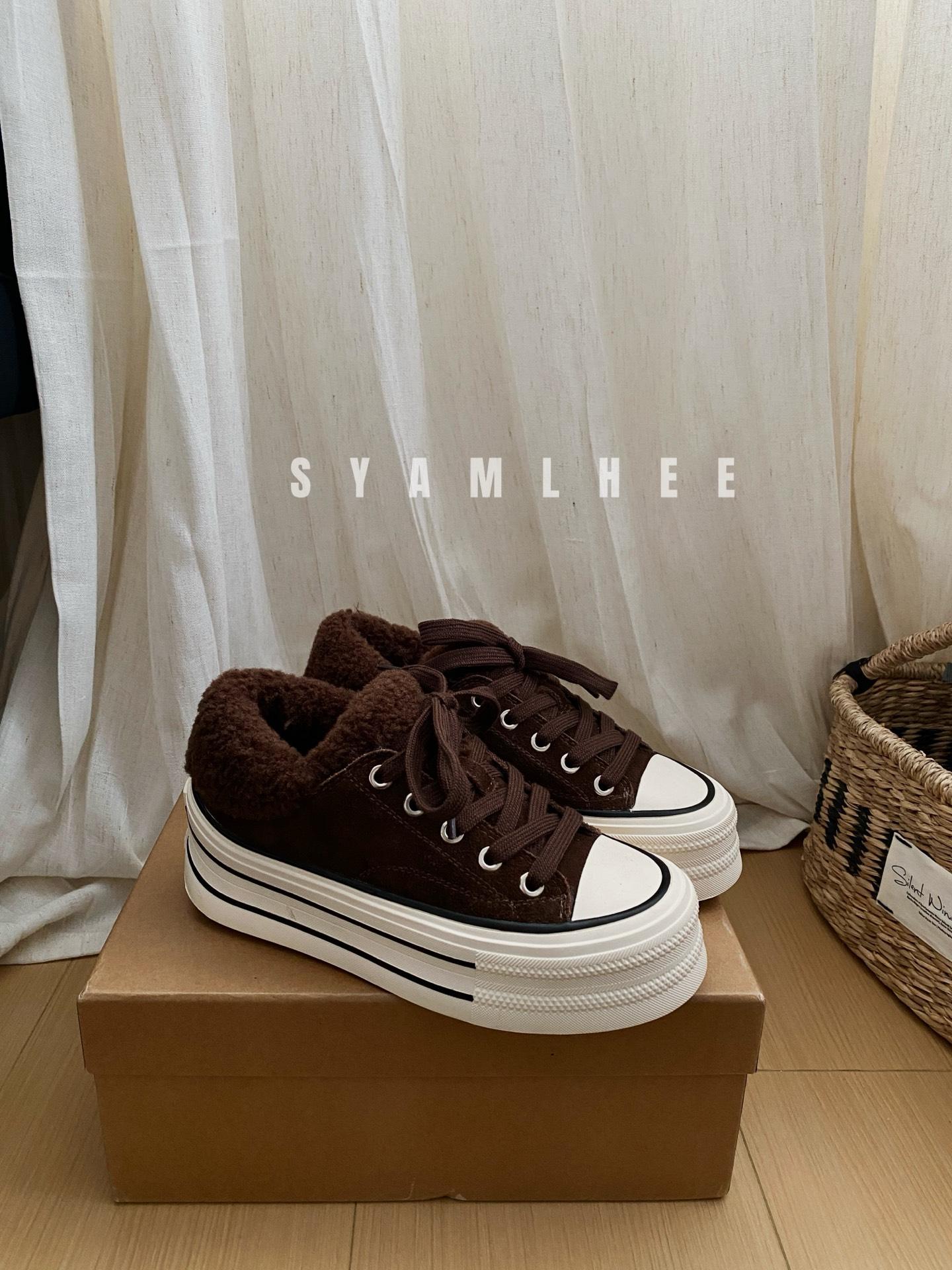 thick-soled matte cowhide fleece board shoes women s new warm lace-up shoes fluffy shoes cotton shoes casual shoes women s shoes 40
thick-soled matte cowhide fleece board shoes women s new warm lace-up shoes fluffy shoes cotton shoes casual shoes women s shoes 40