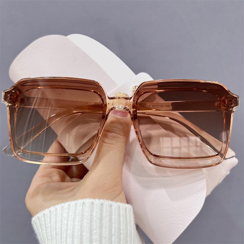 Square Sunglasses Vintage Women Men Sun Glasses Shades Anti-Uv Shades Eyewear as the picture
Square Sunglasses Vintage Women Men Sun Glasses Shades Anti-Uv Shades Eyewear as the picture