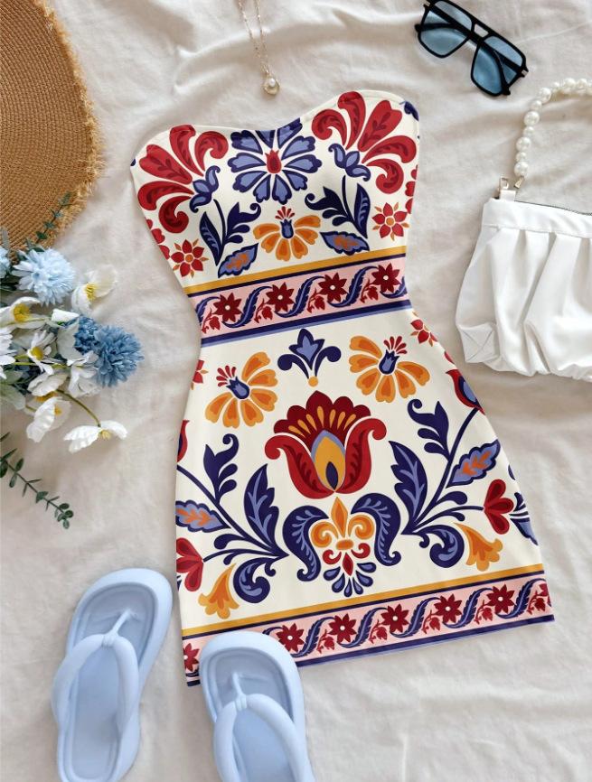 European and American retro tube top printing women s short skirt popular dress XL
European and American retro tube top printing women s short skirt popular dress XL