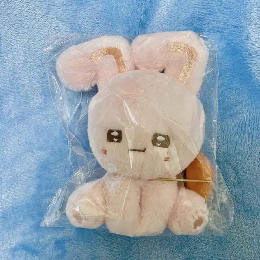 Iu Lucky Doll Sell 
Iu Lucky Doll Sell