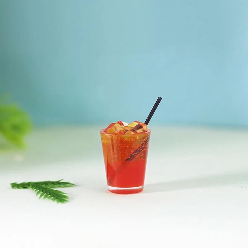 Миниатюрная игрушка Коктейльные напитки Кукольные игрушки Аксессуары для кукольного домика Миниатюрные предметы Подходит для 1:6/1:12 кухонных украшений кукольного домика красный
Миниатюрная игрушка Коктейльные напитки Кукольные игрушки Аксессуары для кукольного домика Миниатюрные предметы Подходит для 1:6/1:12 кухонных украшений кукольного домика красный