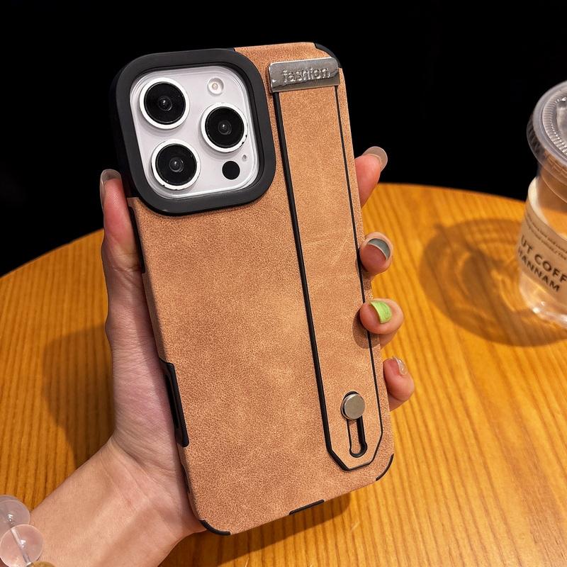 Модный кожаный браслет для Magsafe, тонкий чехол для телефона iPhone 16 Pro Max 15 Pro 14 13 12 11, мягкая матовая противоударная магнитная задняя крышка iPhone 11 хаки
Модный кожаный браслет для Magsafe, тонкий чехол для телефона iPhone 16 Pro Max 15 Pro 14 13 12 11, мягкая матовая противоударная магнитная задняя крышка iPhone 11 хаки