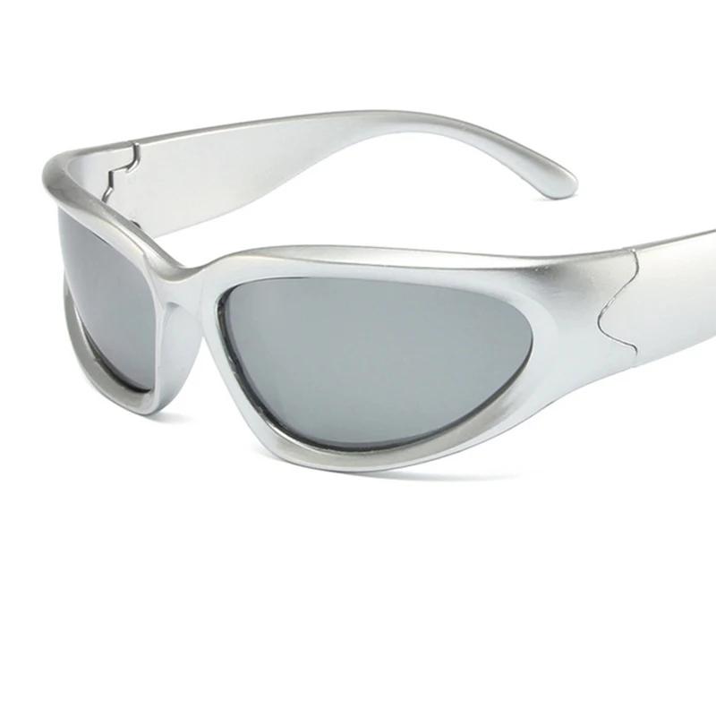 Y2k New Style Punk Sports Sun Glasses For Men Women s Luxury Design Brand Designer Sun Eyeglasses Men s Fashion Style Vintage Style Shades UV400
Y2k New Style Punk Sports Sun Glasses For Men Women s Luxury Design Brand Designer Sun Eyeglasses Men s Fashion Style Vintage Style Shades UV400