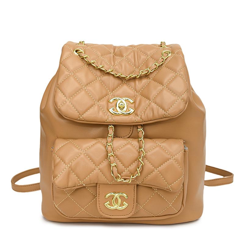 Елегантний жіночий рюкзак-сумка через плече з вишивкою у вигляді ромбів, широкими плечовими ременями та магнітною застібкою - Жіноча розкішна сумка. хакі
Елегантний жіночий рюкзак-сумка через плече з вишивкою у вигляді ромбів, широкими плечовими ременями та магнітною застібкою - Жіноча розкішна сумка. хакі