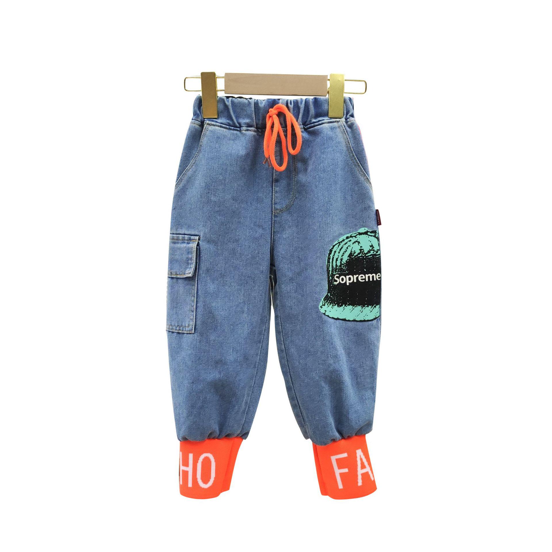 Модный осенний комплект из двух предметов для мальчиков - трендовая детская повседневная одежда Size 100 - Height 95 cm
Модный осенний комплект из двух предметов для мальчиков - трендовая детская повседневная одежда Size 100 - Height 95 cm