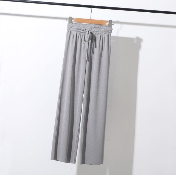 Women s Wide-Leg High Waist Stripe Ice Silk Trousers - Petite Drawstring Casual Pants One Size (Fits 40-75 kg) світло-сірий колір
Women s Wide-Leg High Waist Stripe Ice Silk Trousers - Petite Drawstring Casual Pants One Size (Fits 40-75 kg) світло-сірий колір