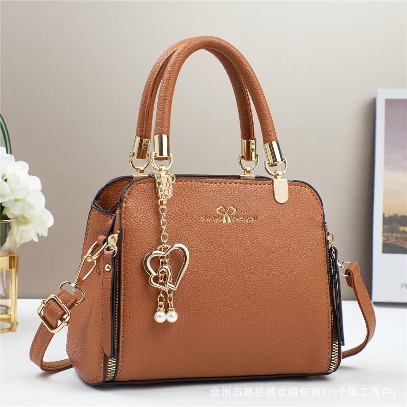 High-end sense, simple and large-capacity light luxury, niche new women s bags, fashionable and versatile, casual and trendy foreign style земля жовтий колір
High-end sense, simple and large-capacity light luxury, niche new women s bags, fashionable and versatile, casual and trendy foreign style земля жовтий колір
