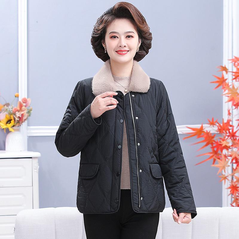 Stylish Warm Mid-Aged Women s Velvet-Lined Cotton Jacket for Autumn/Winter 4XL (recommended for 135-150 jin) чорний
Stylish Warm Mid-Aged Women s Velvet-Lined Cotton Jacket for Autumn/Winter 4XL (recommended for 135-150 jin) чорний