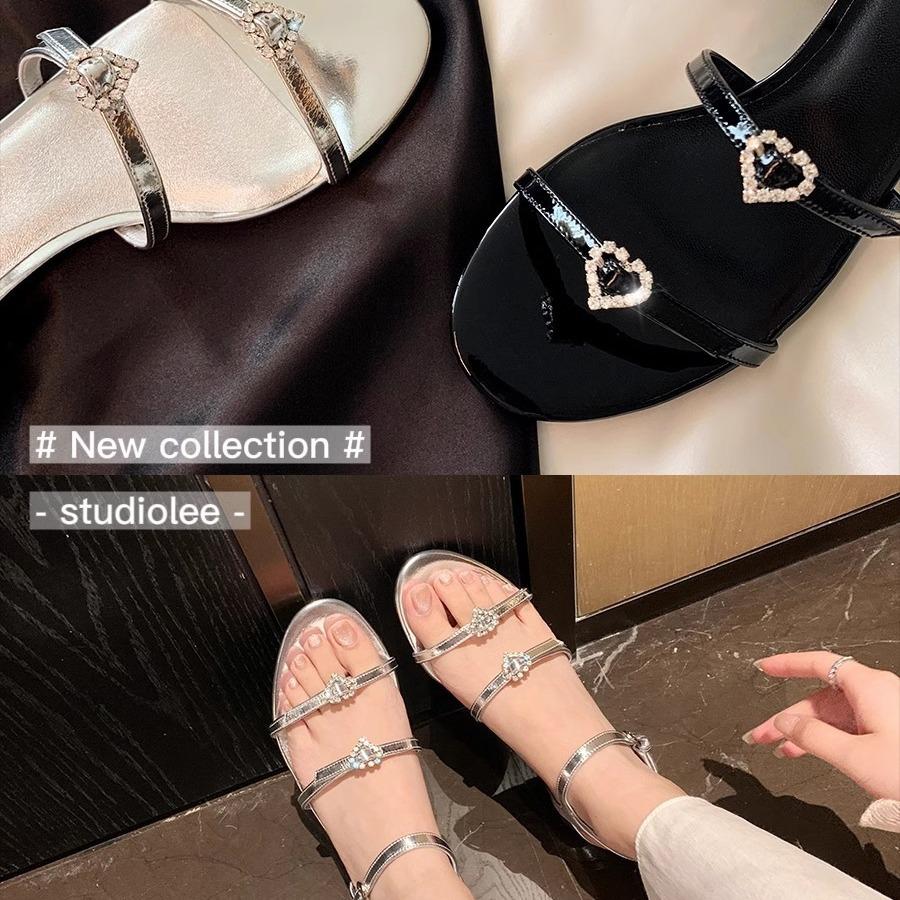 Cowhide version~ Round head double word with love diamond buckle thick heel flat bottom sandals women s outer wear 40
Cowhide version~ Round head double word with love diamond buckle thick heel flat bottom sandals women s outer wear 40