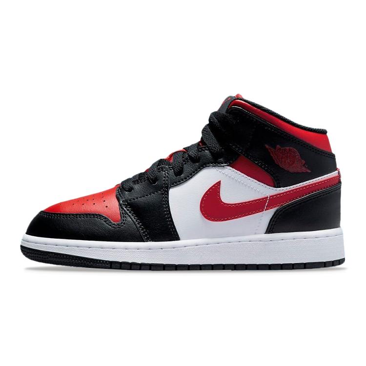 Jordan Air Jordan 1 Mid Black Fire Red GS 554725-079 36.5
Jordan Air Jordan 1 Mid Black Fire Red GS 554725-079 36.5