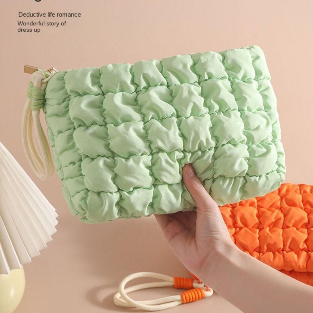 Korean Style Cloud Handbag Solid Color Cosmetic Bag Simple Puffy Makeup Pouch Travel білий
Korean Style Cloud Handbag Solid Color Cosmetic Bag Simple Puffy Makeup Pouch Travel білий