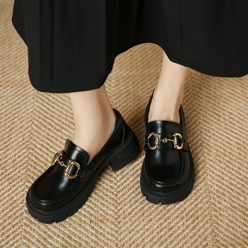Yuexinwang genuine leather flat for Huizhou women s shoes grape mother same platform loafers spring new black small leather shoes 40
Yuexinwang genuine leather flat for Huizhou women s shoes grape mother same platform loafers spring new black small leather shoes 40