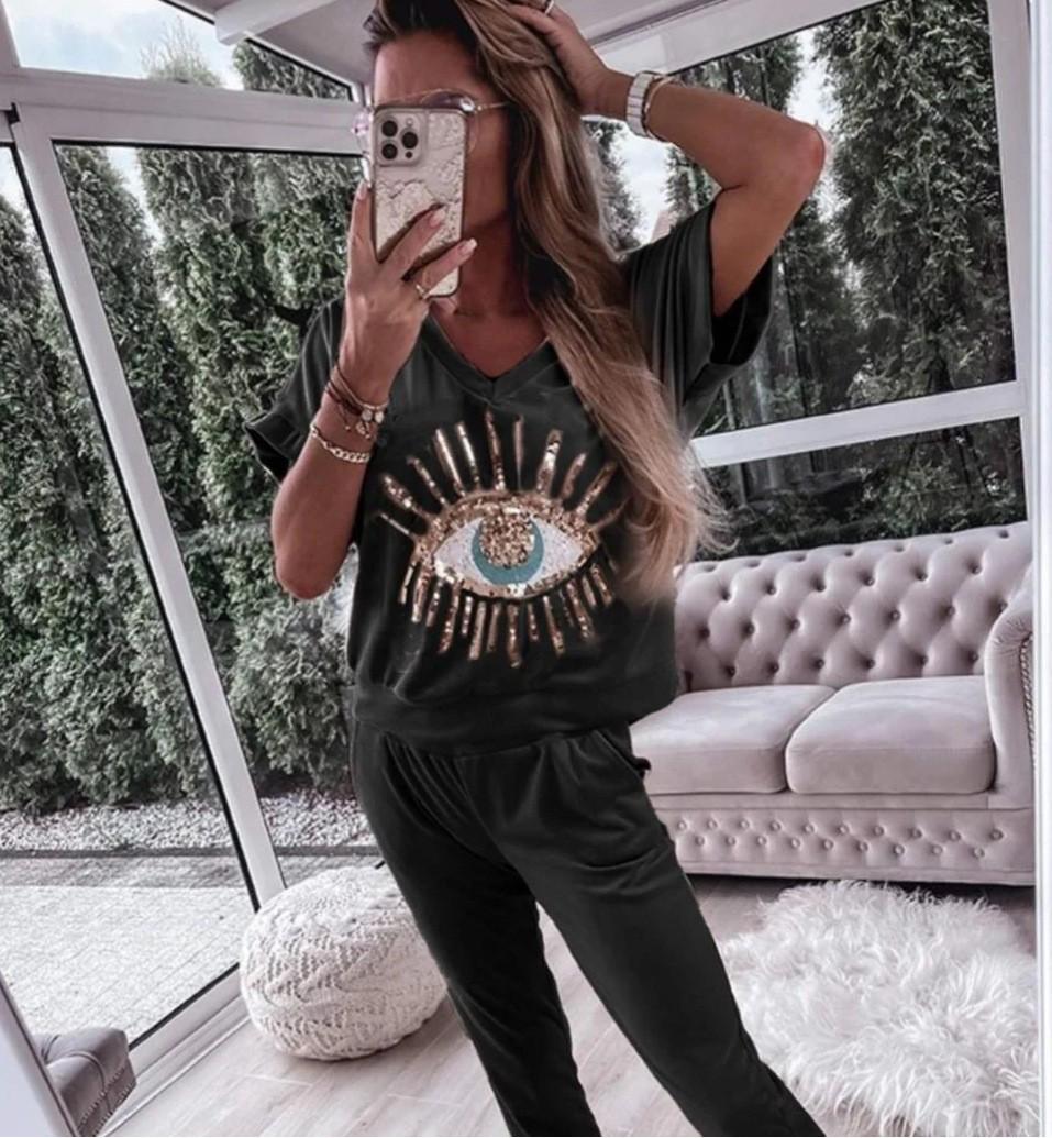 Женский летний комплект с пайетками и принтом «Злой глаз», с короткими рукавами и длинными брюками, 2024 4XL чёрный
Женский летний комплект с пайетками и принтом «Злой глаз», с короткими рукавами и длинными брюками, 2024 4XL чёрный