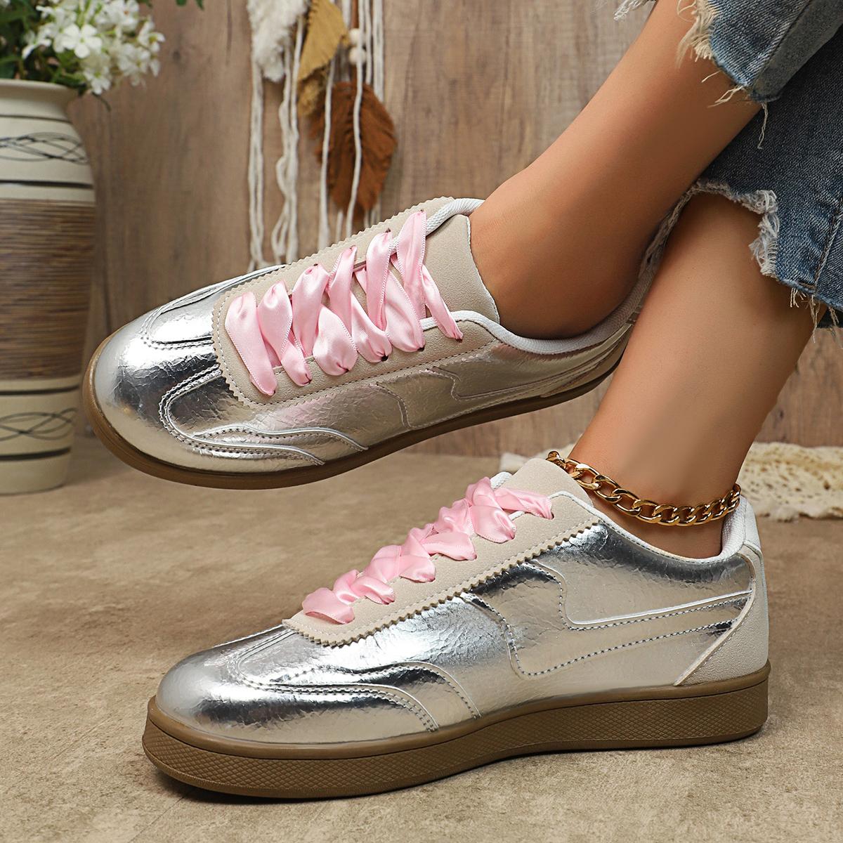 Retro Versatile Women Sneakers Fashi Lace-up Womens Casual Shoes Comfort Light Woman Flats Anti Slip Simple Single Shoes 43 срібний
Retro Versatile Women Sneakers Fashi Lace-up Womens Casual Shoes Comfort Light Woman Flats Anti Slip Simple Single Shoes 43 срібний