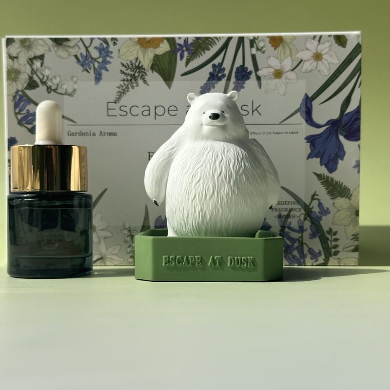 Cute Bear-Shaped Car Dashboard Aroma Diffuser Ornament, Office Decoration Fragrance, Odor Removal Aroma Stone, Gift Item Bear Scent: Charming and Passionate Floral tone
Cute Bear-Shaped Car Dashboard Aroma Diffuser Ornament, Office Decoration Fragrance, Odor Removal Aroma Stone, Gift Item Bear Scent: Charming and Passionate Floral tone