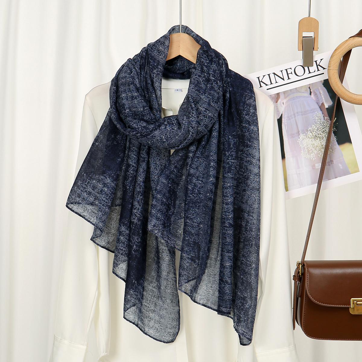 New Printed Viscose Hijab Scarf For Woman Muslim Hijabs Shawl Cotton Leopard Print Headband Ladies Travel Wraps Stoles Scarves Q11902QQ-
New Printed Viscose Hijab Scarf For Woman Muslim Hijabs Shawl Cotton Leopard Print Headband Ladies Travel Wraps Stoles Scarves Q11902QQ-
