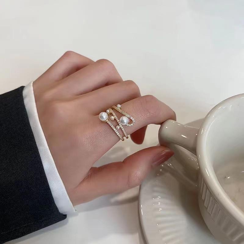 Винтажное кольцо с цирконом, модное женское кольцо на палец, свадебные украшения
Винтажное кольцо с цирконом, модное женское кольцо на палец, свадебные украшения