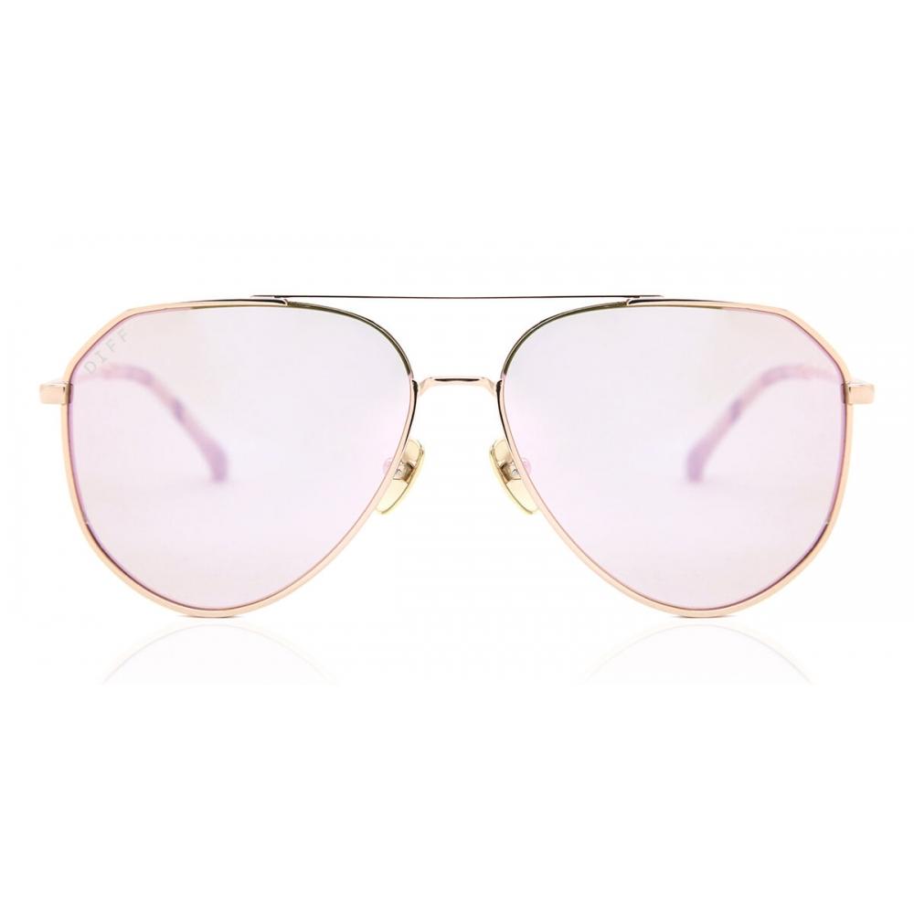 Diff Jessie James Decker Polarized Dash+gold Mirror Gradient Polarized Lens Unisex Sunglasses Gold/49-19-145
Diff Jessie James Decker Polarized Dash+gold Mirror Gradient Polarized Lens Unisex Sunglasses Gold/49-19-145
