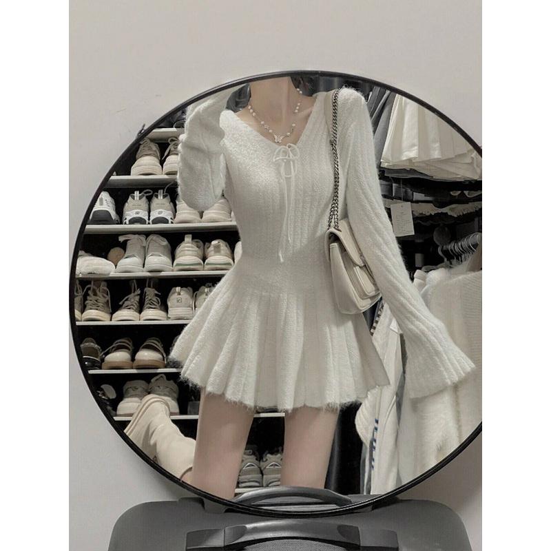 French V-Neck White Knitted Sweater Dress Women s Spring Temperament Inner Bottom Skirt Waist Slim Short Skirt XL брудно-білий
French V-Neck White Knitted Sweater Dress Women s Spring Temperament Inner Bottom Skirt Waist Slim Short Skirt XL брудно-білий