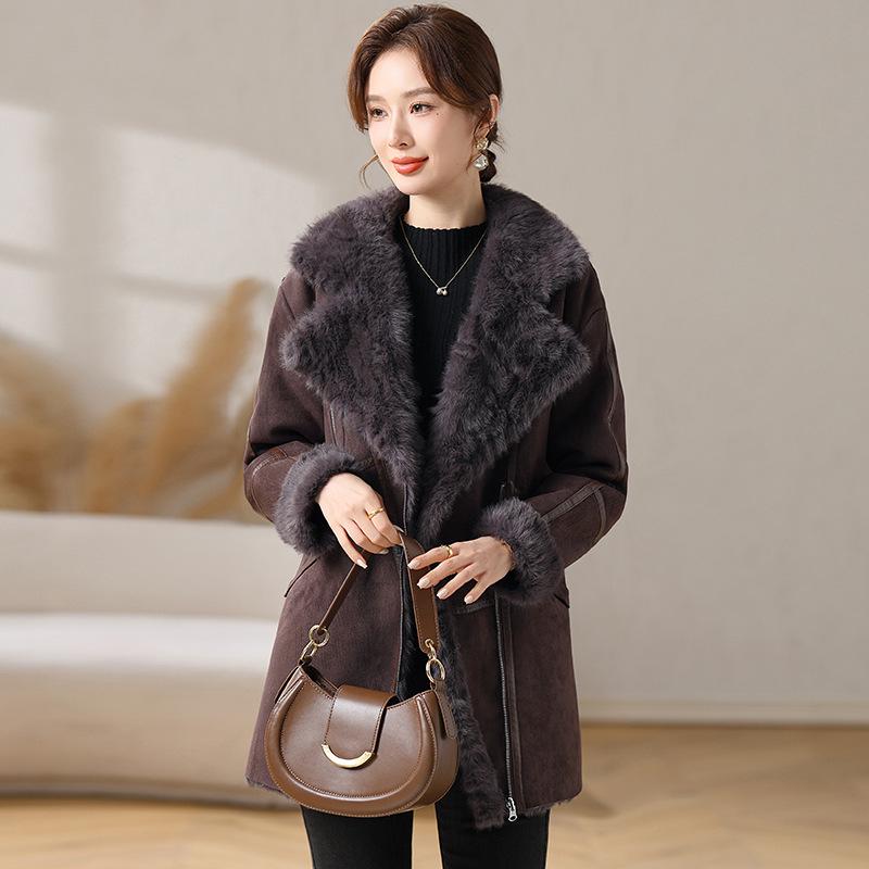 Mom s 2025 Velvet Fur Overcoat - Elegant Winter Style for Middle-Aged & Elderly Women L (145-165 jin) кавовий
Mom s 2025 Velvet Fur Overcoat - Elegant Winter Style for Middle-Aged & Elderly Women L (145-165 jin) кавовий