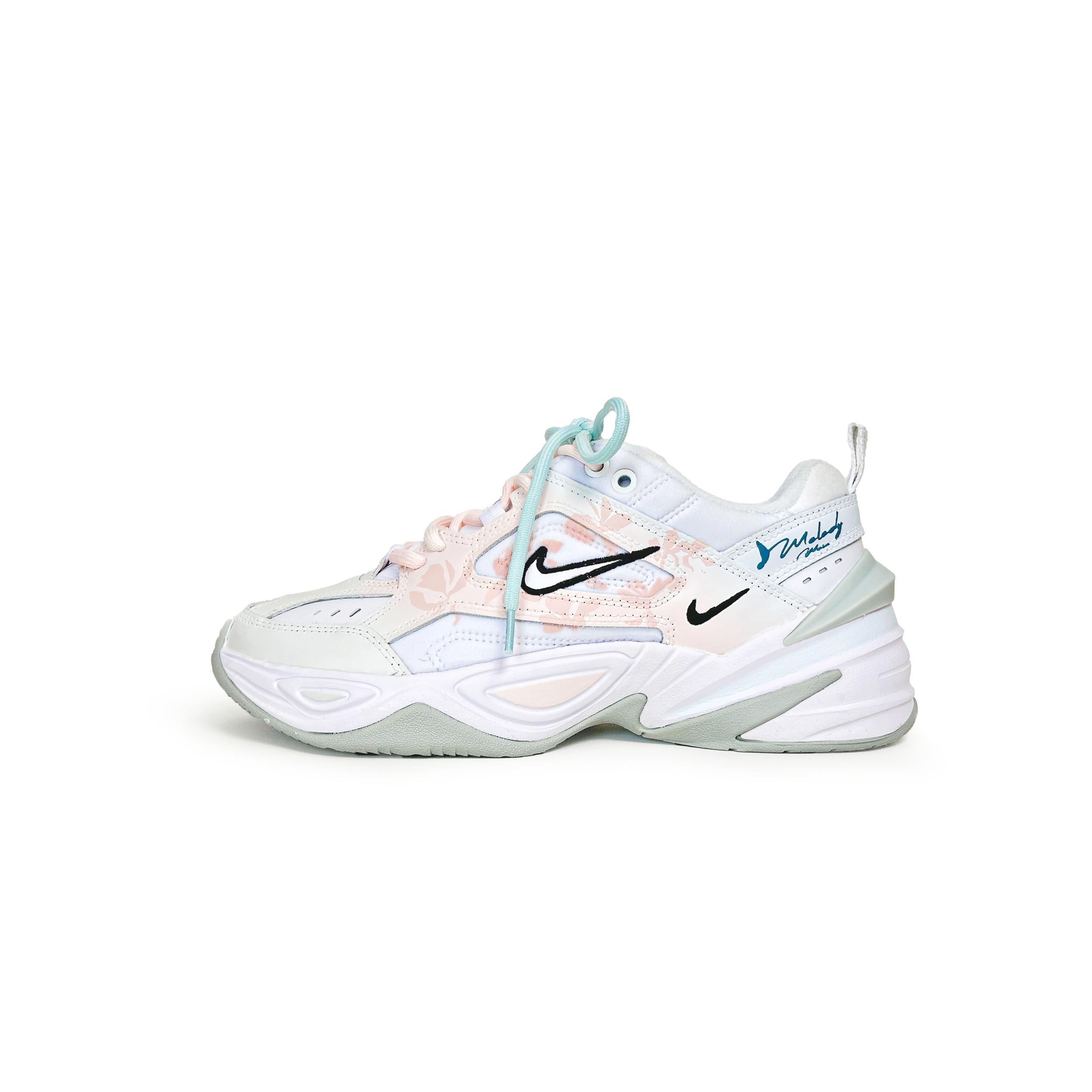 Nike M2K Tekno Chunky Sneakers Women s Low top Pink/Blue/White AO3108-100(Team1926-) 39
Nike M2K Tekno Chunky Sneakers Women s Low top Pink/Blue/White AO3108-100(Team1926-) 39