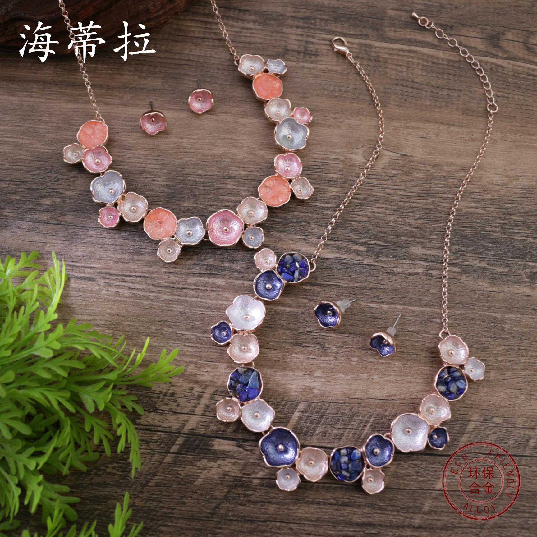 New color painting oil geometric round flower necklace, crystal inlaid women s high-end neck chain
New color painting oil geometric round flower necklace, crystal inlaid women s high-end neck chain