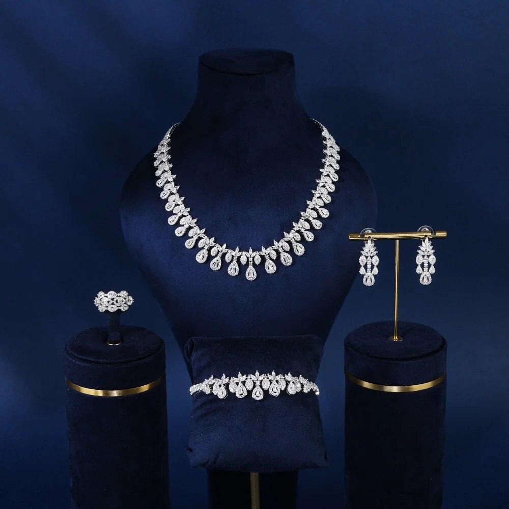 1734 Роскошные нигерийские кристаллы CZ для свадьбы, 4 шт., свадебные комплекты украшений с цирконием, полный Дубай, для женщин, вечерние
1734 Роскошные нигерийские кристаллы CZ для свадьбы, 4 шт., свадебные комплекты украшений с цирконием, полный Дубай, для женщин, вечерние