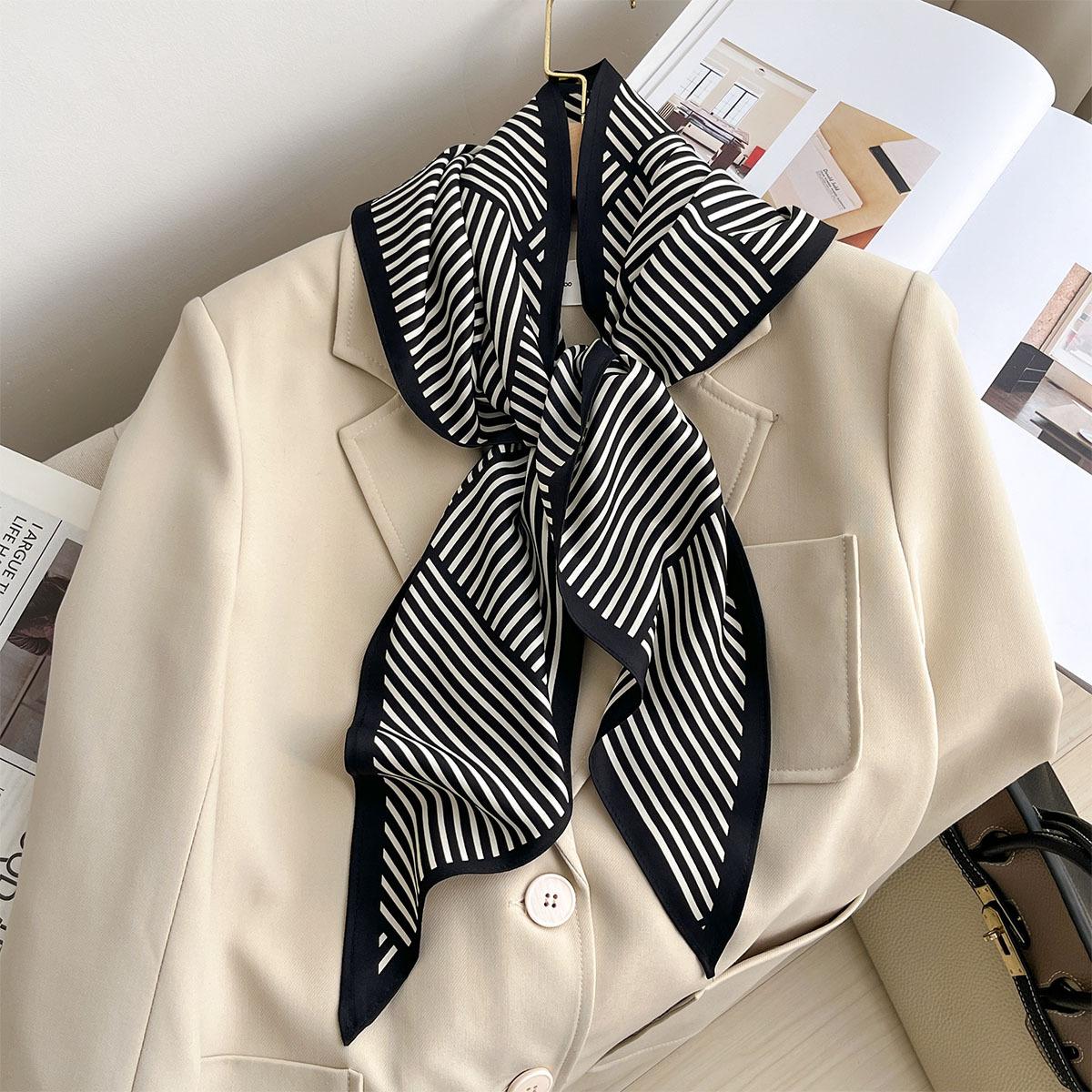 Triangular Scarf Summer Fashion Women‘s Length Scarf Luxury Imitation Silk Neckerchief Thin Soft Hairbands For Travel Beach
Triangular Scarf Summer Fashion Women‘s Length Scarf Luxury Imitation Silk Neckerchief Thin Soft Hairbands For Travel Beach