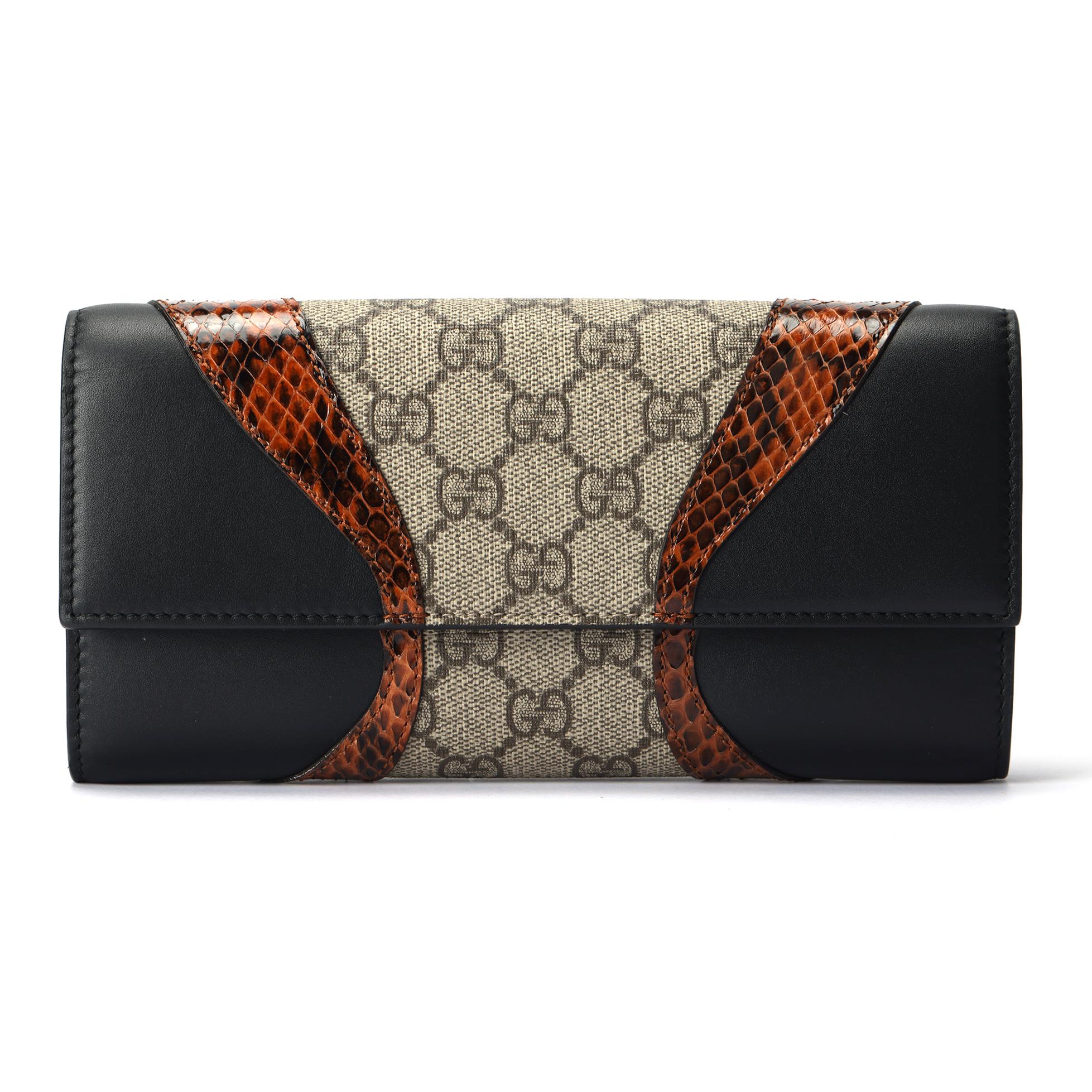 Gucci Classic Monogram Logo Leather Clutch Wallet Women Wallets Black 410105-0GUHT-1092 Gift Set(Basic Set+Box+Shopping Bag)
Gucci Classic Monogram Logo Leather Clutch Wallet Women Wallets Black 410105-0GUHT-1092 Gift Set(Basic Set+Box+Shopping Bag)