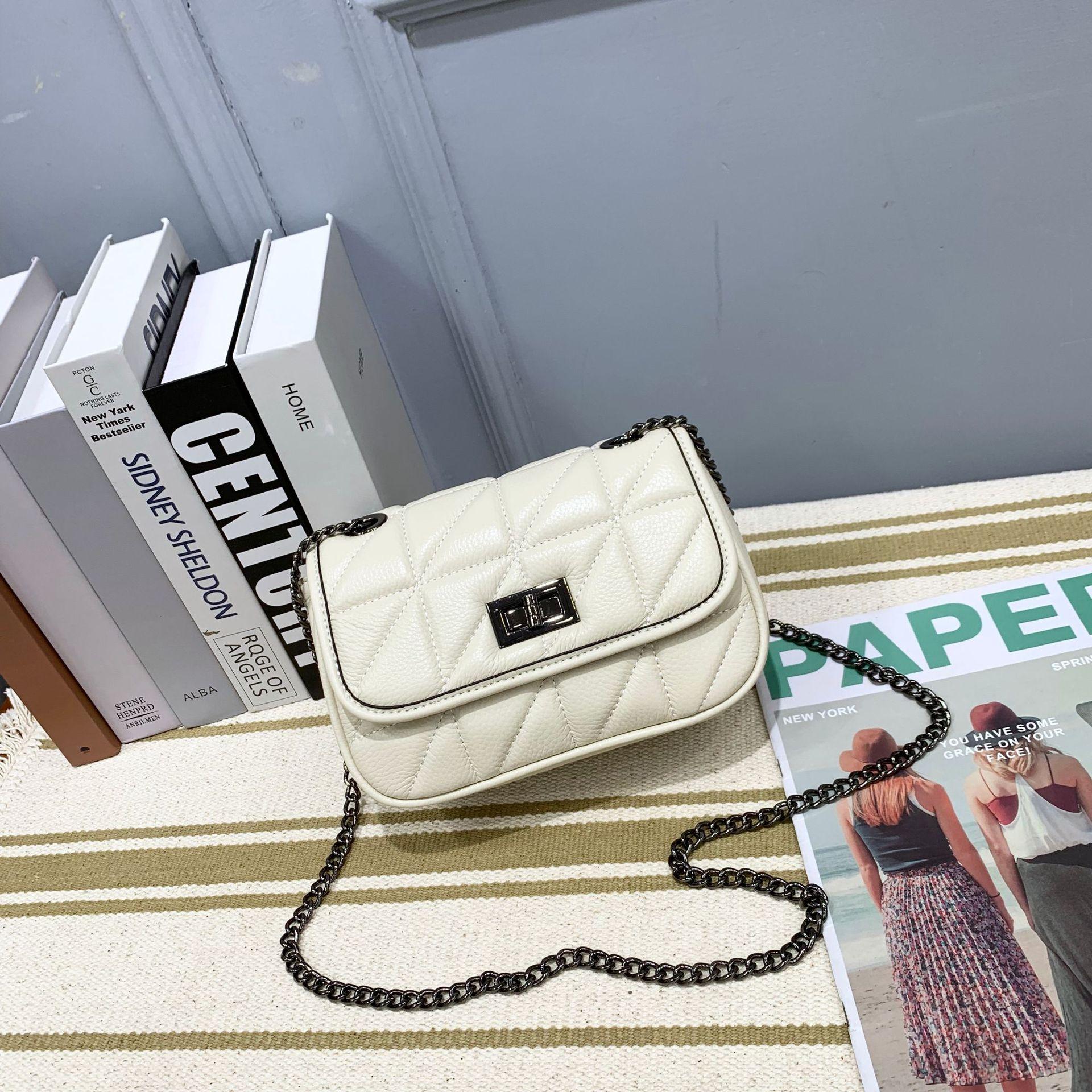 One Shoulder Crossbody Casual Women s Bag, Large Capacity білий
One Shoulder Crossbody Casual Women s Bag, Large Capacity білий