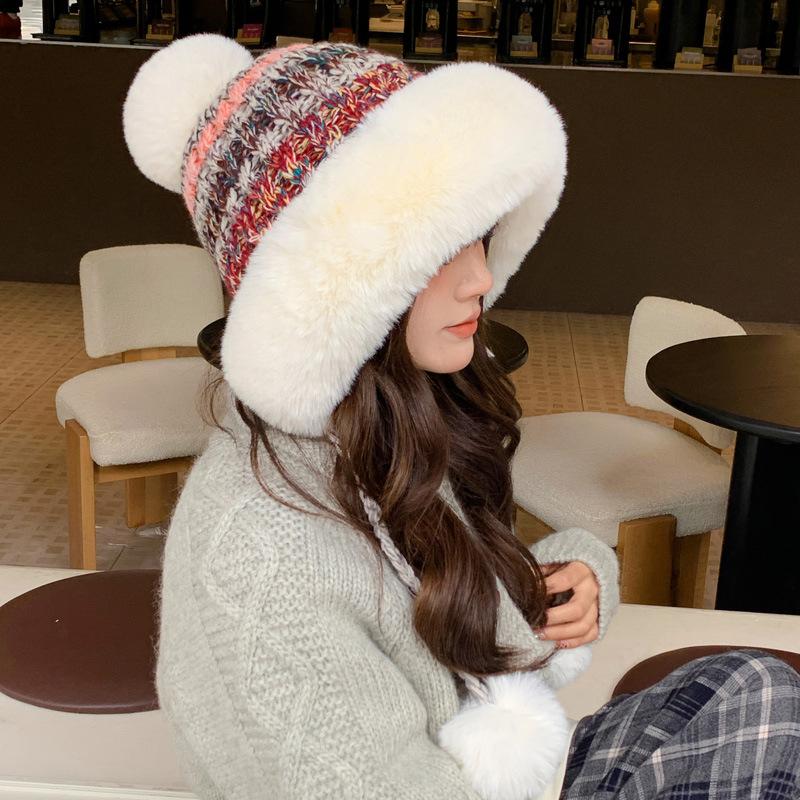 Winter 2025 new hat women s knitted plush wool hat sweet and cute ear protection warm face One size
Winter 2025 new hat women s knitted plush wool hat sweet and cute ear protection warm face One size